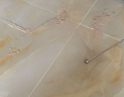 拉萨市瓷砖空鼓维修公司分享粘合剂选择不当在瓷砖铺贴过程中可能导致以下问题